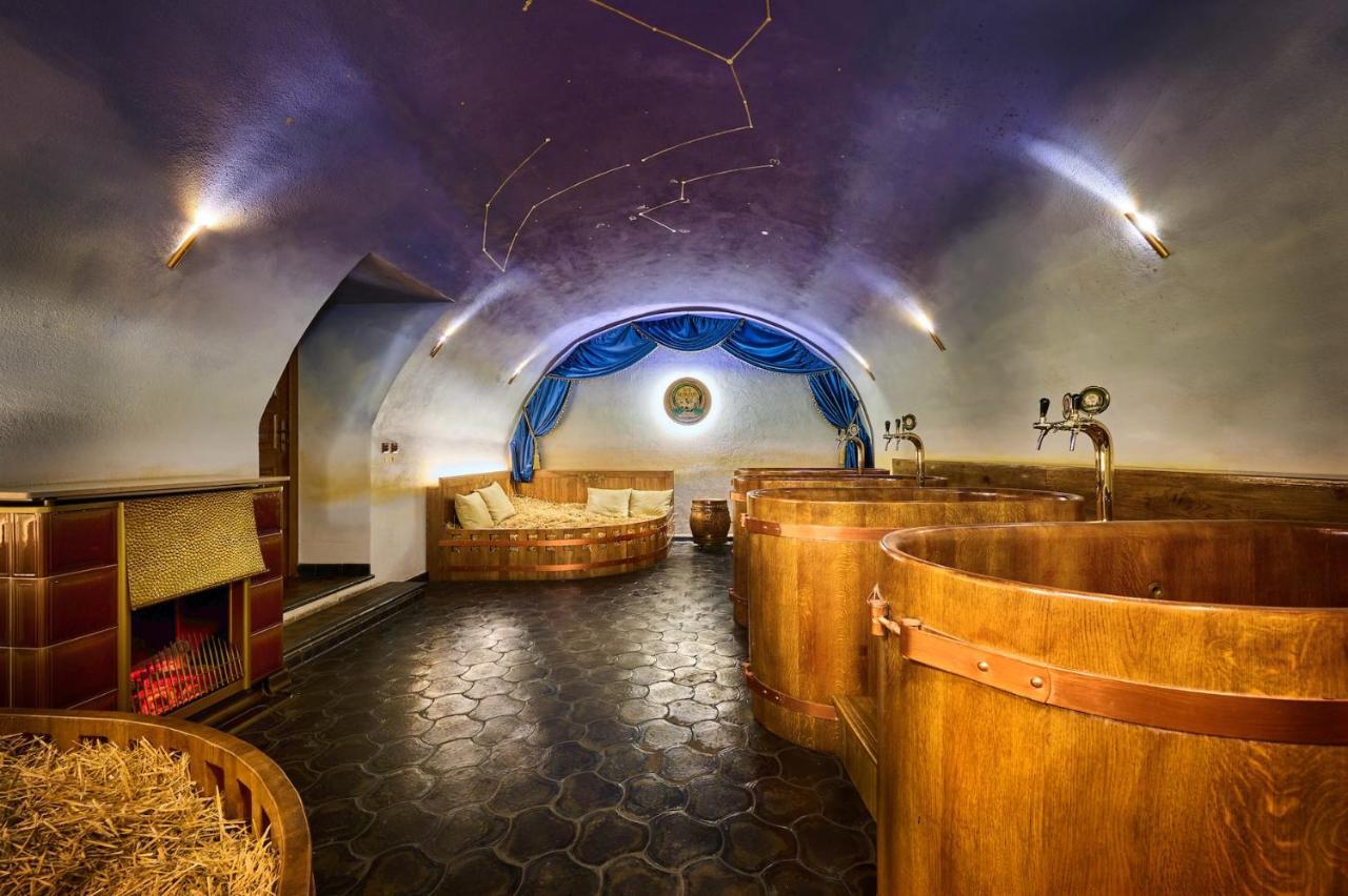 Spa Beerland Chateaux - U Zlate Hrusky / At Golden Pear Praga Exterior foto